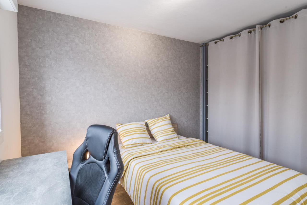 Spacieux Appartement - 6 Personnes - Parking Gratuit Saint-André-les-Vergers Exterior photo